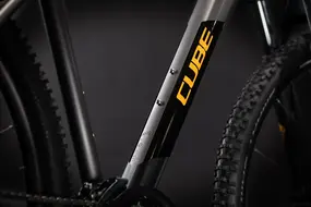 Велосипед Cube Aim Race 27,5" 2021 (серо/оранж) 16" 2