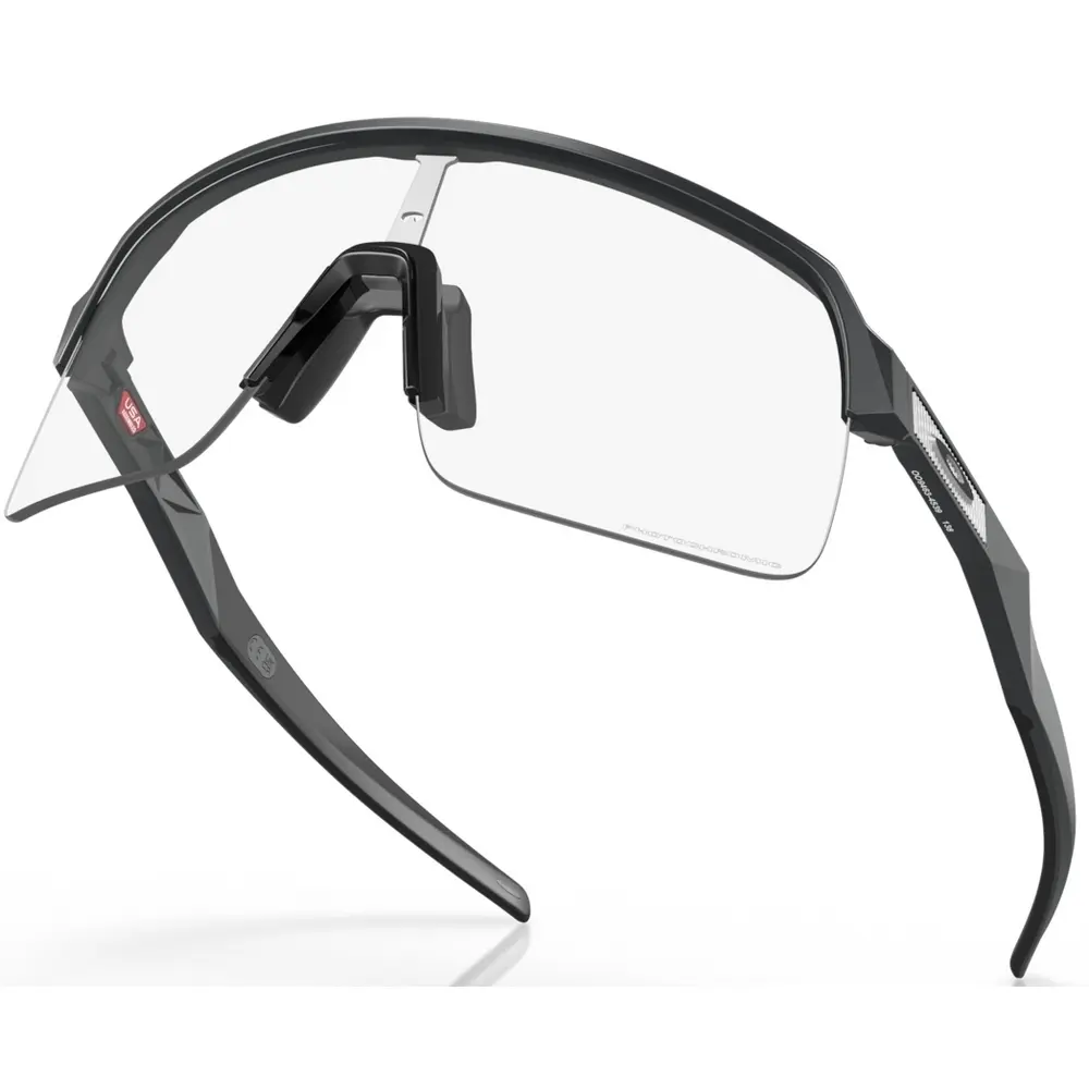 Очки Oakley Sutro Lite (Линза: Clear to Black Iridium Photochromic) n/a matte carbon 4