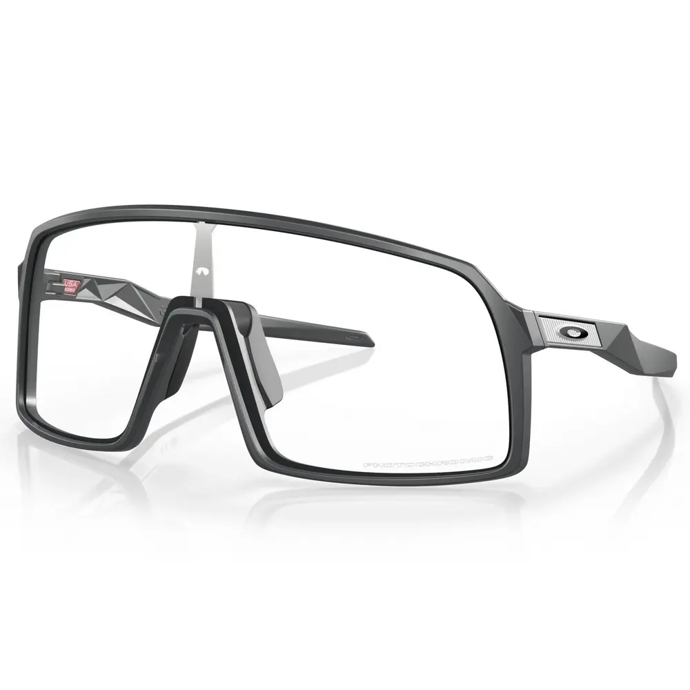 Очки Oakley Sutro (Линза: Clear to Black Iridium Photochromic) n/a matte carbon 1